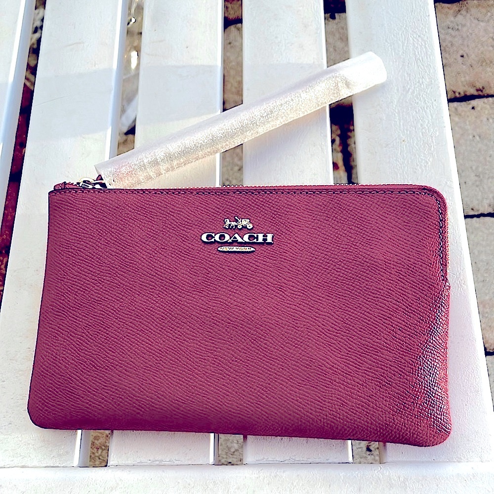 Coach leather wristlet, new with tags